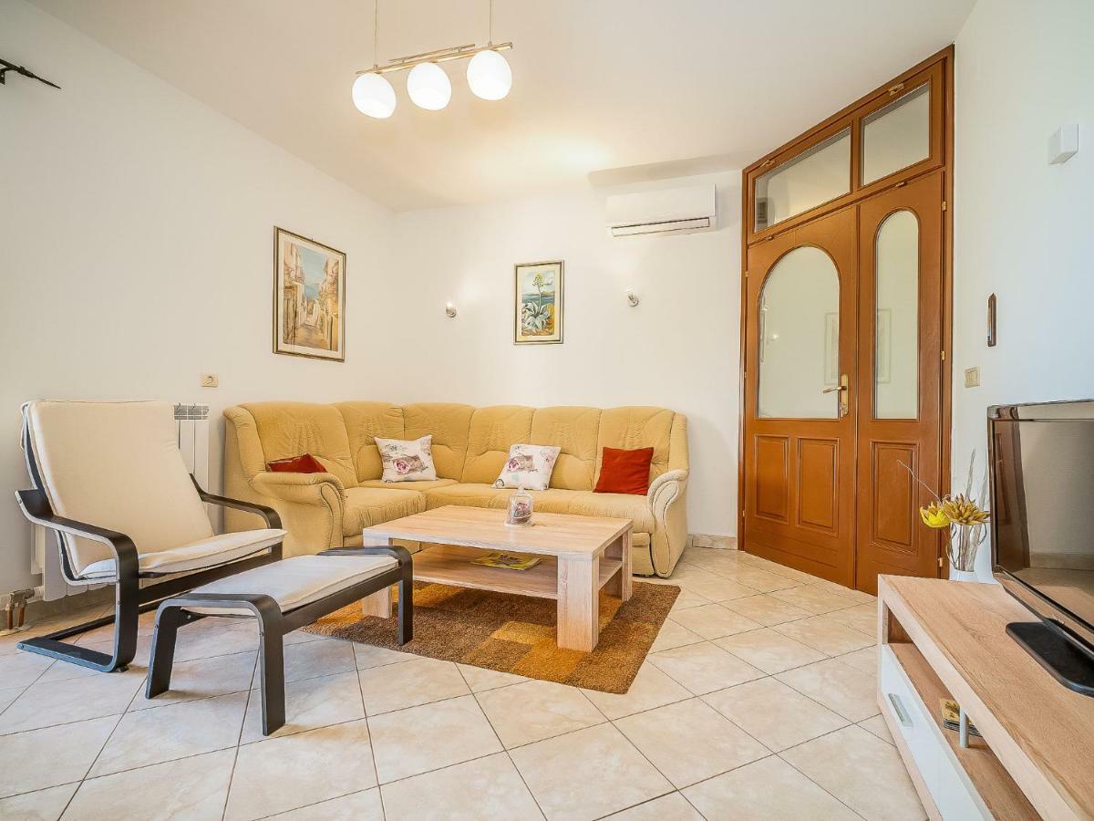Holiday Home Mila By Interhome Kras المظهر الخارجي الصورة